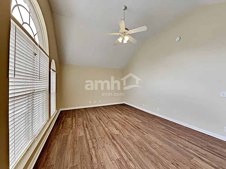 7409 Campton Rd — Photo 21