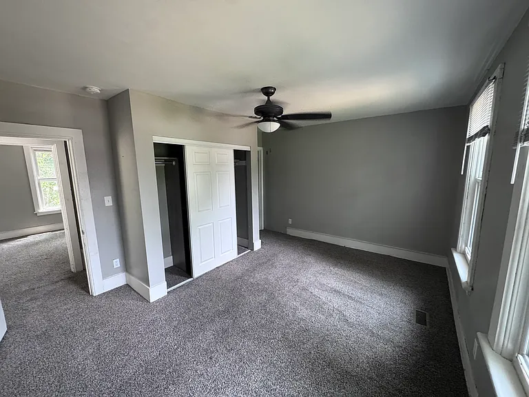 1345 Broadway Ave NW — Photo 3