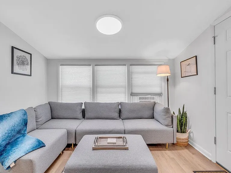 506 Brinley Ave #5 — Photo 2