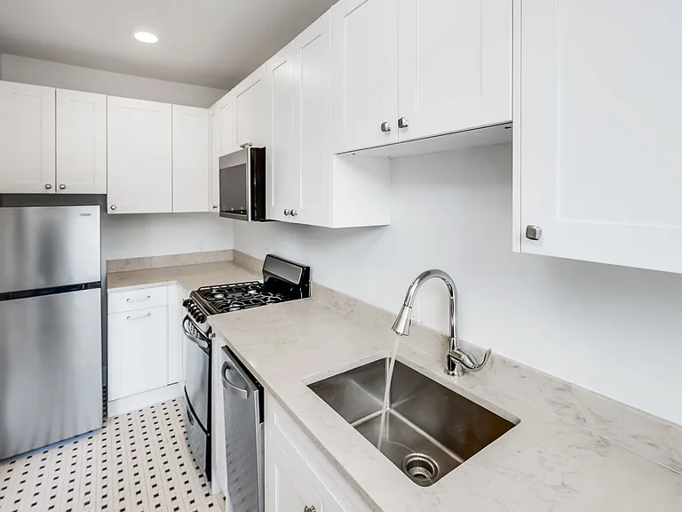 Fionia Apartments — Photo 42