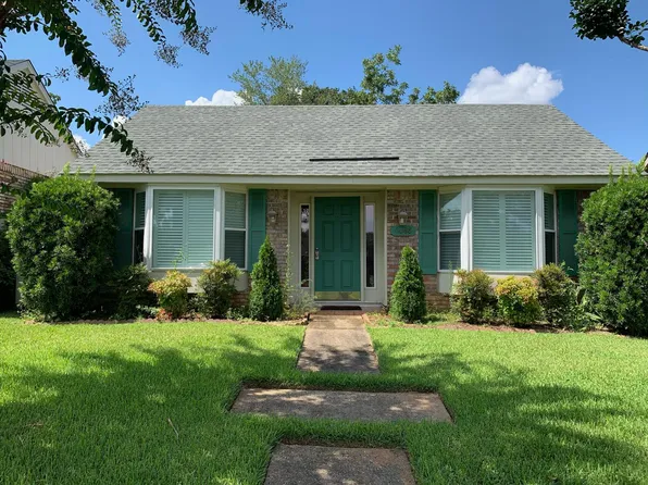 6068 Highland Cir N, Mobile, AL 36608