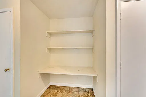 1800 Jefferson Park Ave — Photo 3