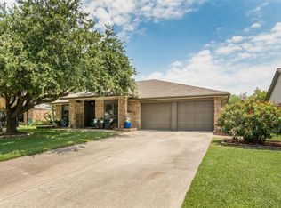 16807 Barkentine Ln, Friendswood, TX 77546