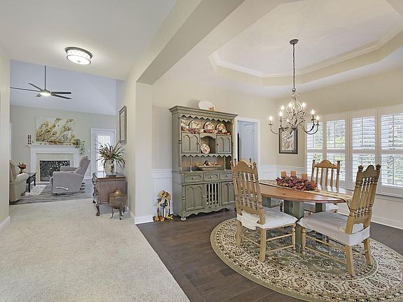 4th image of 6604 Valleypark Dr