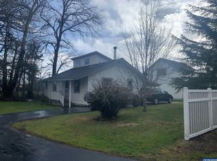 6838 SW Plymouth Dr, Corvallis, OR 97333