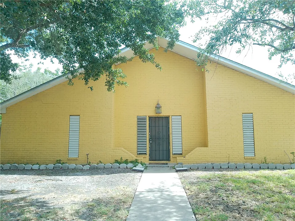5230 Edinburg Cir