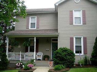 119 1st St, Oakdale, PA 15071