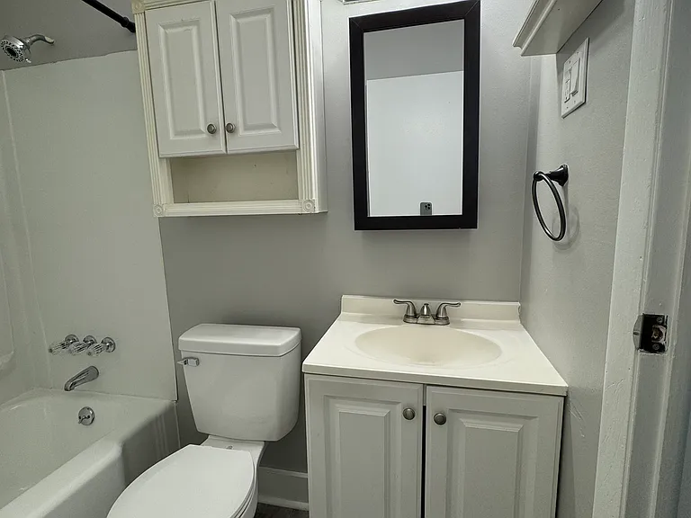 2726 Margaret St — Photo 13