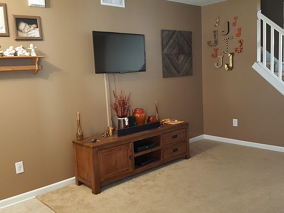 3rd image of 7074 N Laredo Dr