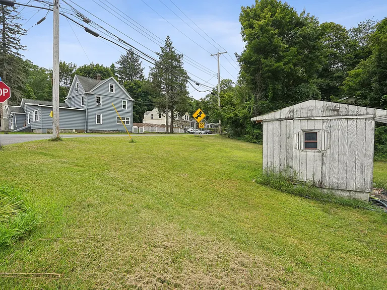 716 Glen Rd — Photo 34