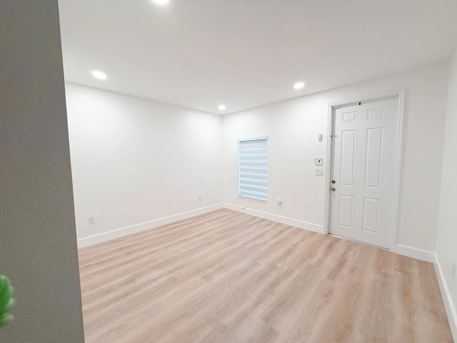 3 bed, 2.5 bath, 1363 sqft, $2,900 — Photo 4