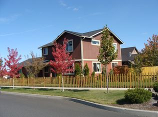 61242 Laurel Springs Ln, Bend, OR 97702