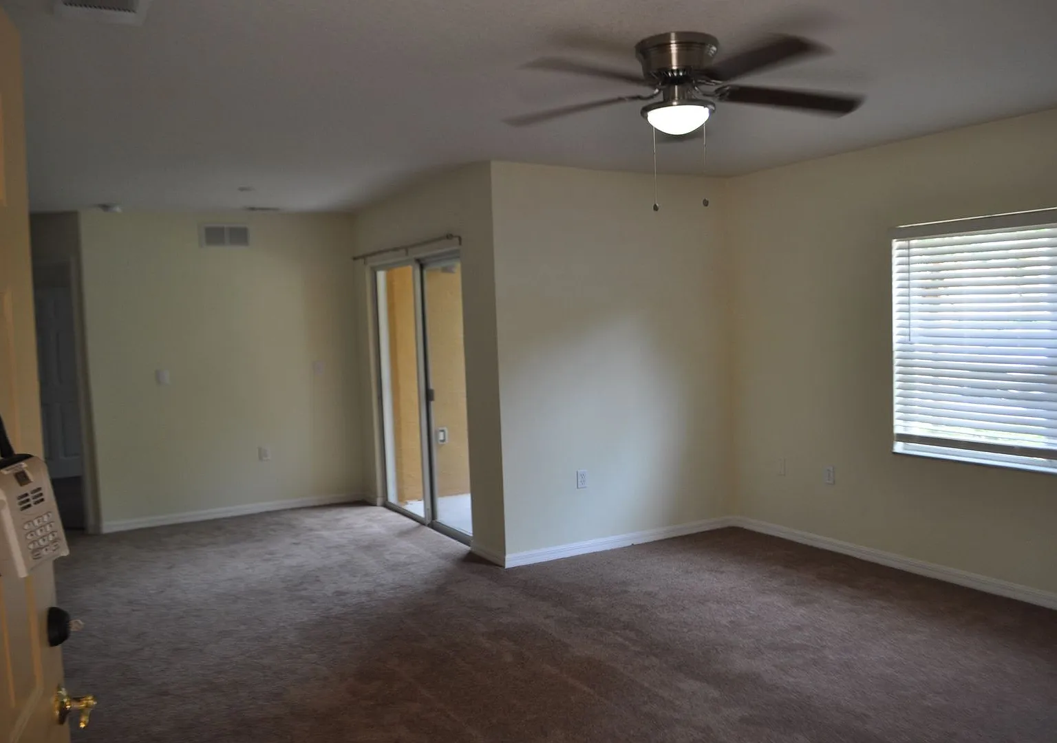 Get to the Pointe! 2 Bedroom 2 Bath Condo at Palm Pointe — Photo 3