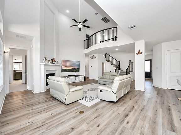 3rd image of 14314 Indian Laurel Way
