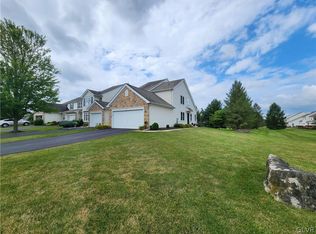 231 Park Ridge Dr, Easton, PA 18040