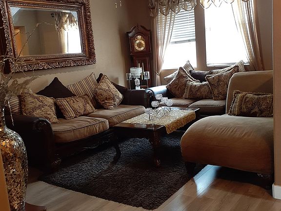 2nd image of 756 Portside Pl