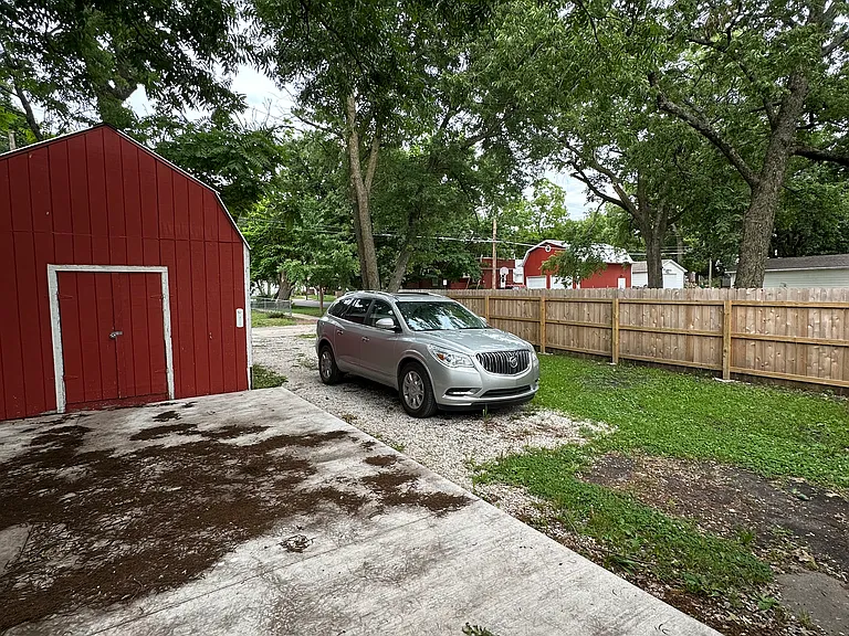 1004 Mechanic St — Photo 5