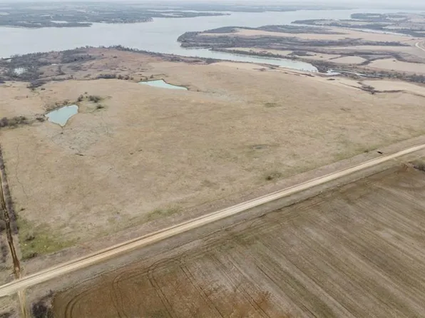 5008 W 325th St, Lebo, KS 66856