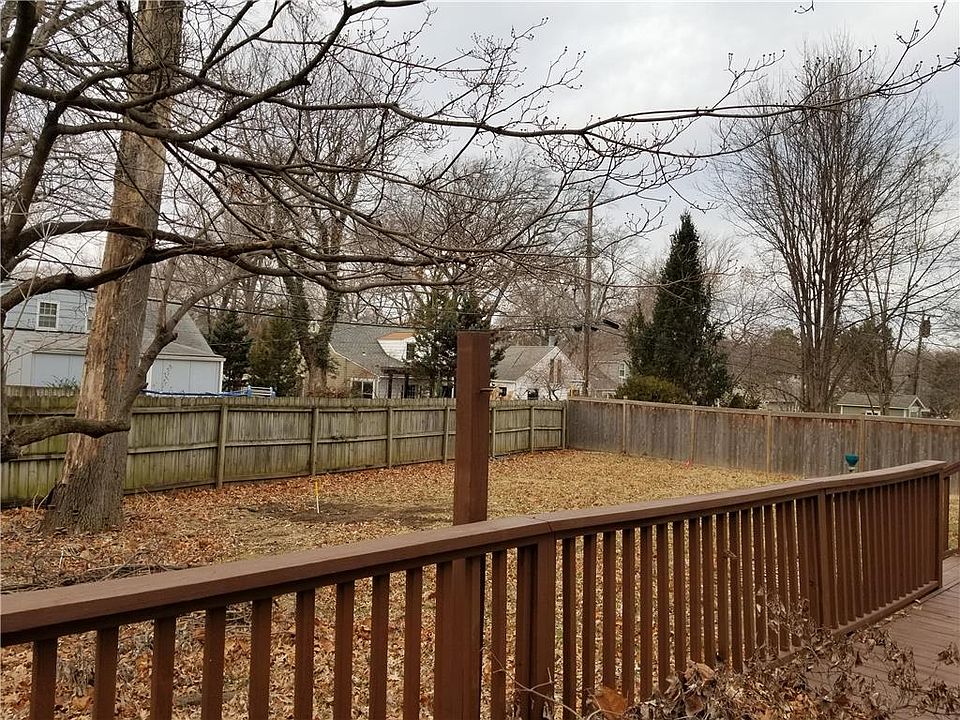 2nd image of 7126 Alhambra St