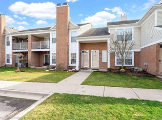 16832 Glenmoor Blvd, Macomb, MI