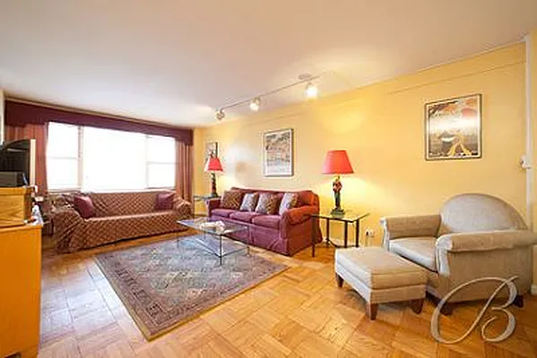 Sold by Bellmarc Realty | media 17