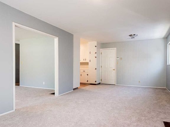 5th image of 235 Michelle Dr
