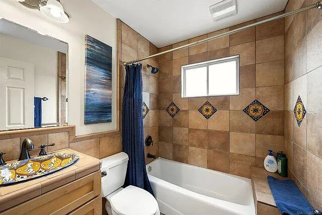 715 Toulon Ct — Photo 24