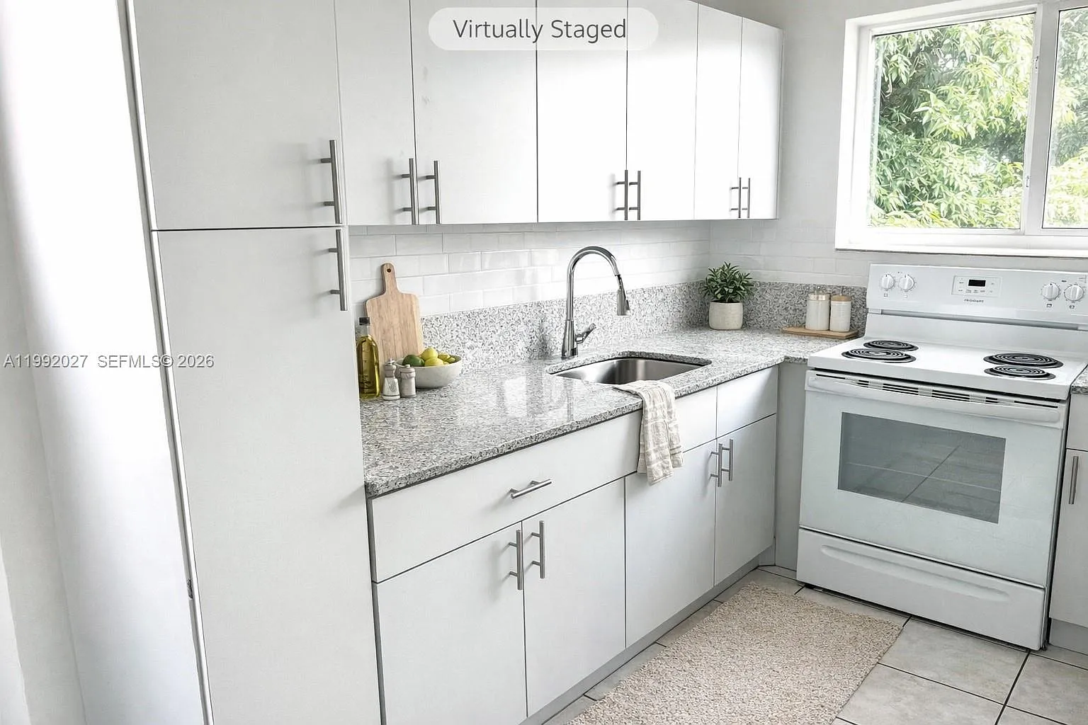 2 bed, 1.0 bath, $2,198 — Photo 4
