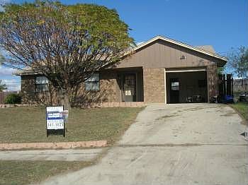 1st image of 104 Saddle Dr