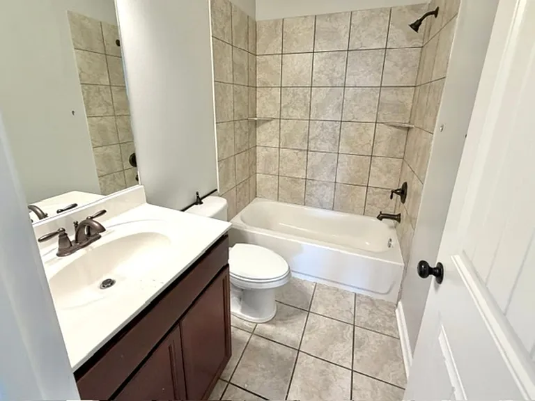 82 Clear Springs Dr — Photo 11