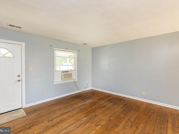 5th image of 642 Battle Ave