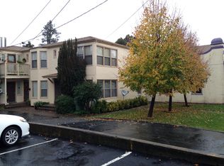 208 W Henry St, Ukiah, CA 95482