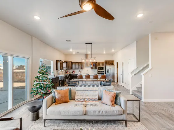 2362 Enchanted Rock Ln, El Paso, TX 79911