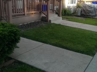 79 Elm St, Park Forest, IL 60466