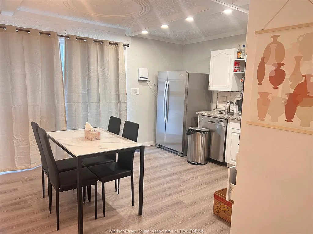 4 bed, $2,295 — Photo 3