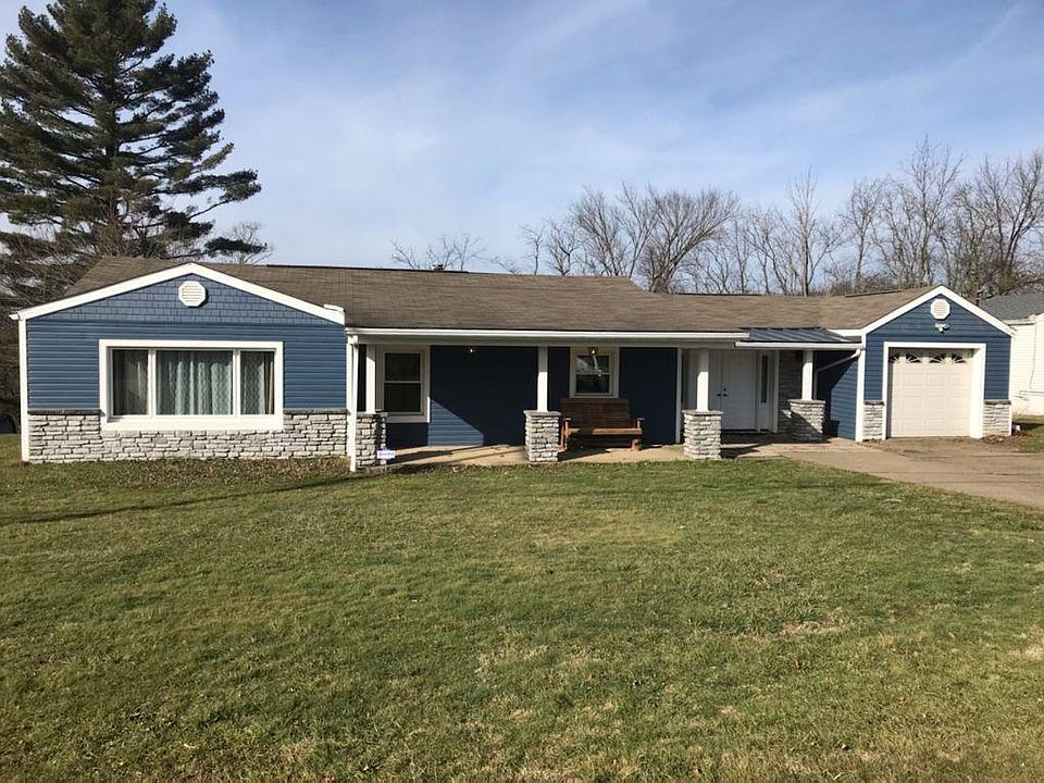 1st image of 230 Hillcrest Dr