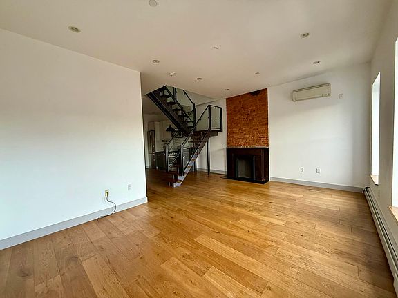 2nd image of 483 Greene Ave #4