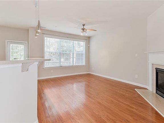 4th image of 4697 Creekside Villas Way SE