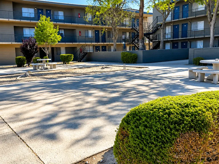 The Villas at Uptown — Photo 8
