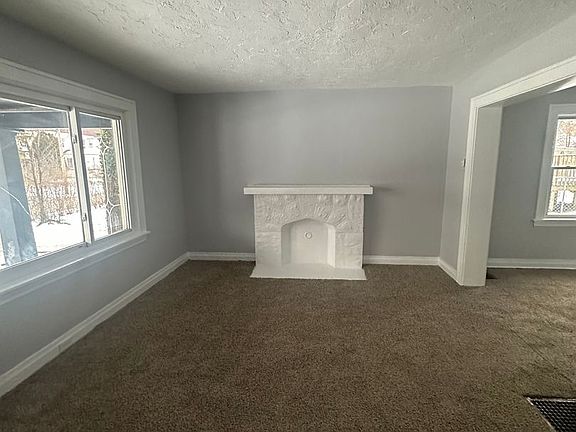 5th image of 12608 Rexwood Ave