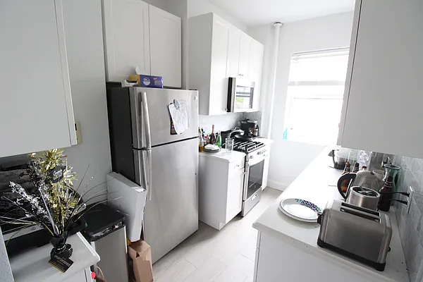 Rented by Luxor Homes & Investment Realty | media 43