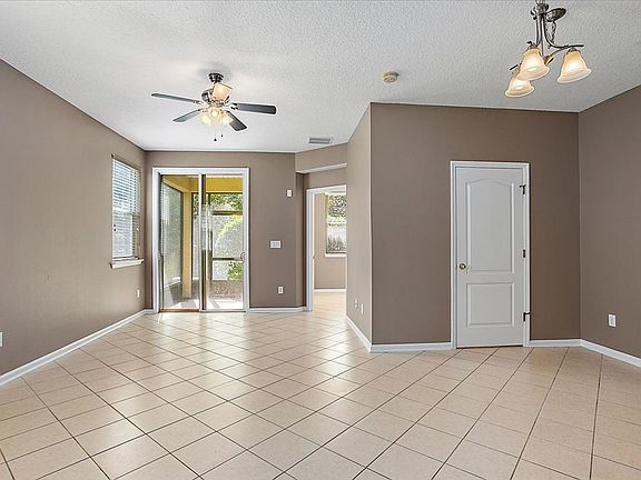 4th image of 6186 Bartram Village Dr