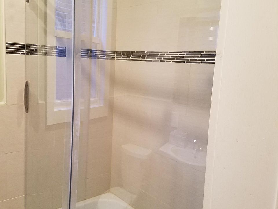1st image of 2546 98th St