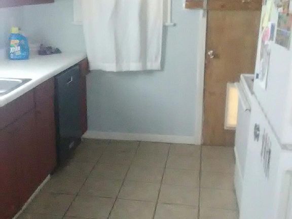 5th image of 5623 E 27th St