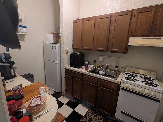 2206 Walnut St #5F — Photo 6