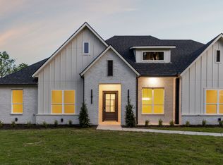 3710 Castle Dr, Rowlett, TX 75089