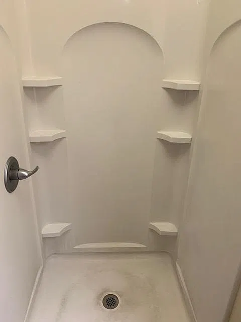 2 bed, 900 sqft, $2,100 — Photo 4