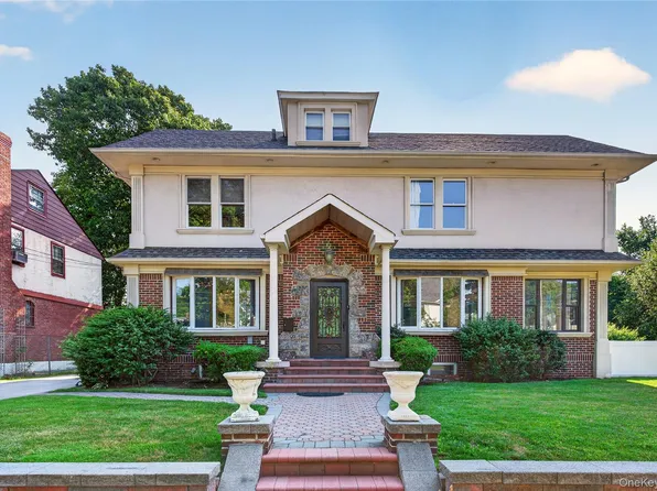 8433 Wareham Place, Jamaica, NY 11432