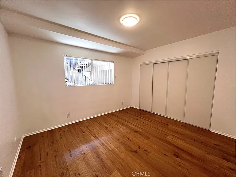 469 W Oliver St #1 — Photo 11