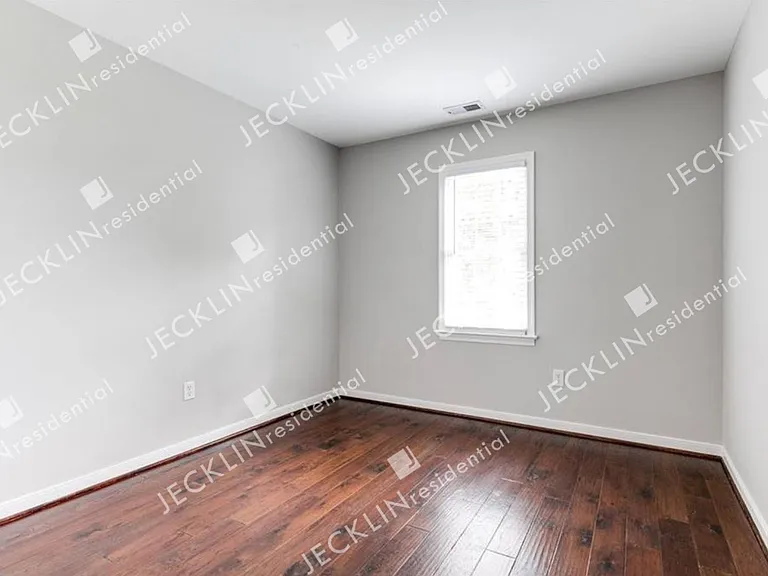 2628 Hillgate Ct — Photo 10